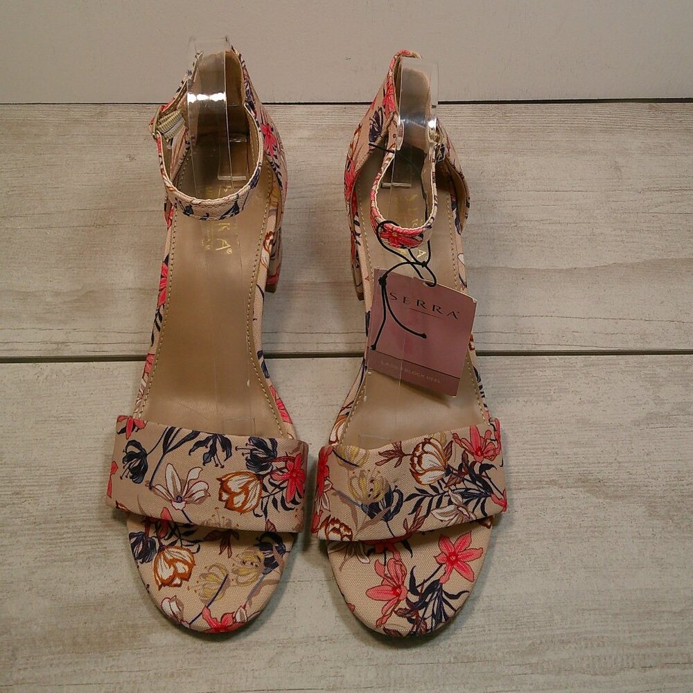 NWT Serra Coral, Pink and Navy Floral Strappy Chunky Block Heel Sandals Size 9 - Picture 8 of 12